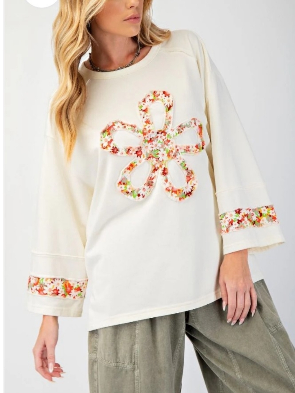 Easel Flower Patch Knit Top - Picture 8 of 12